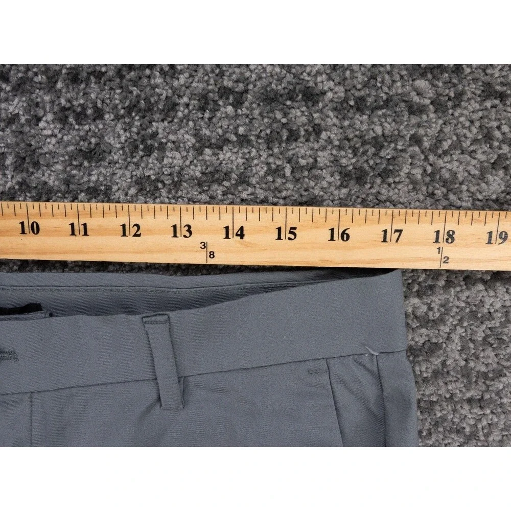 Banana Republic Shorts Mens 34 Inseam 9 Gray Stretch Chino Casual Preppy Golf